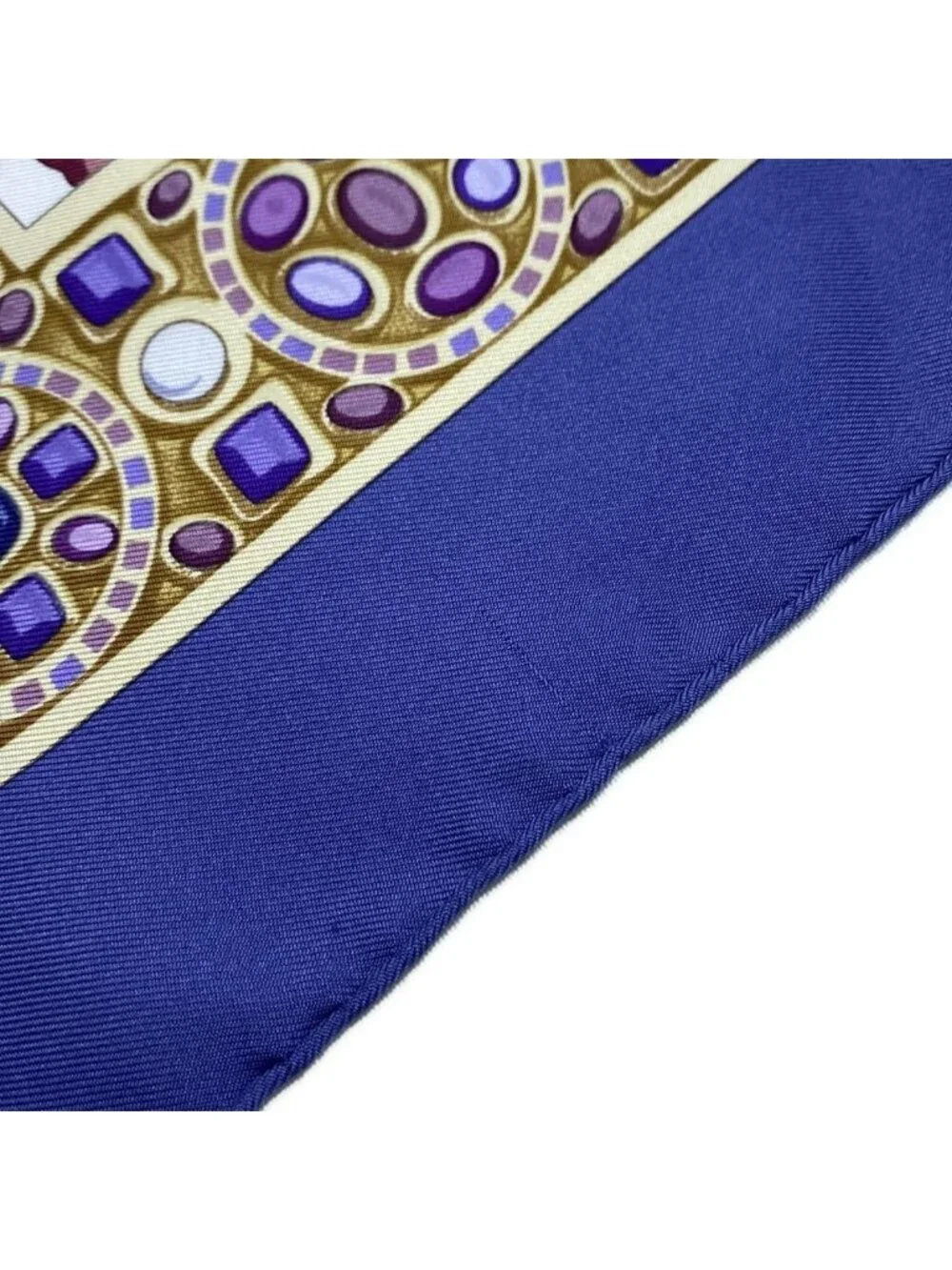 ★SOLD★ Hermes Scarf Carre 90 Ivory Purple Multi le Triomphe du Paladin - Picture 7 of 7